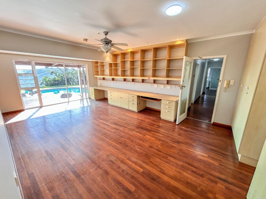 4 Bedroom Property for Sale in Gonubie North Eastern Cape